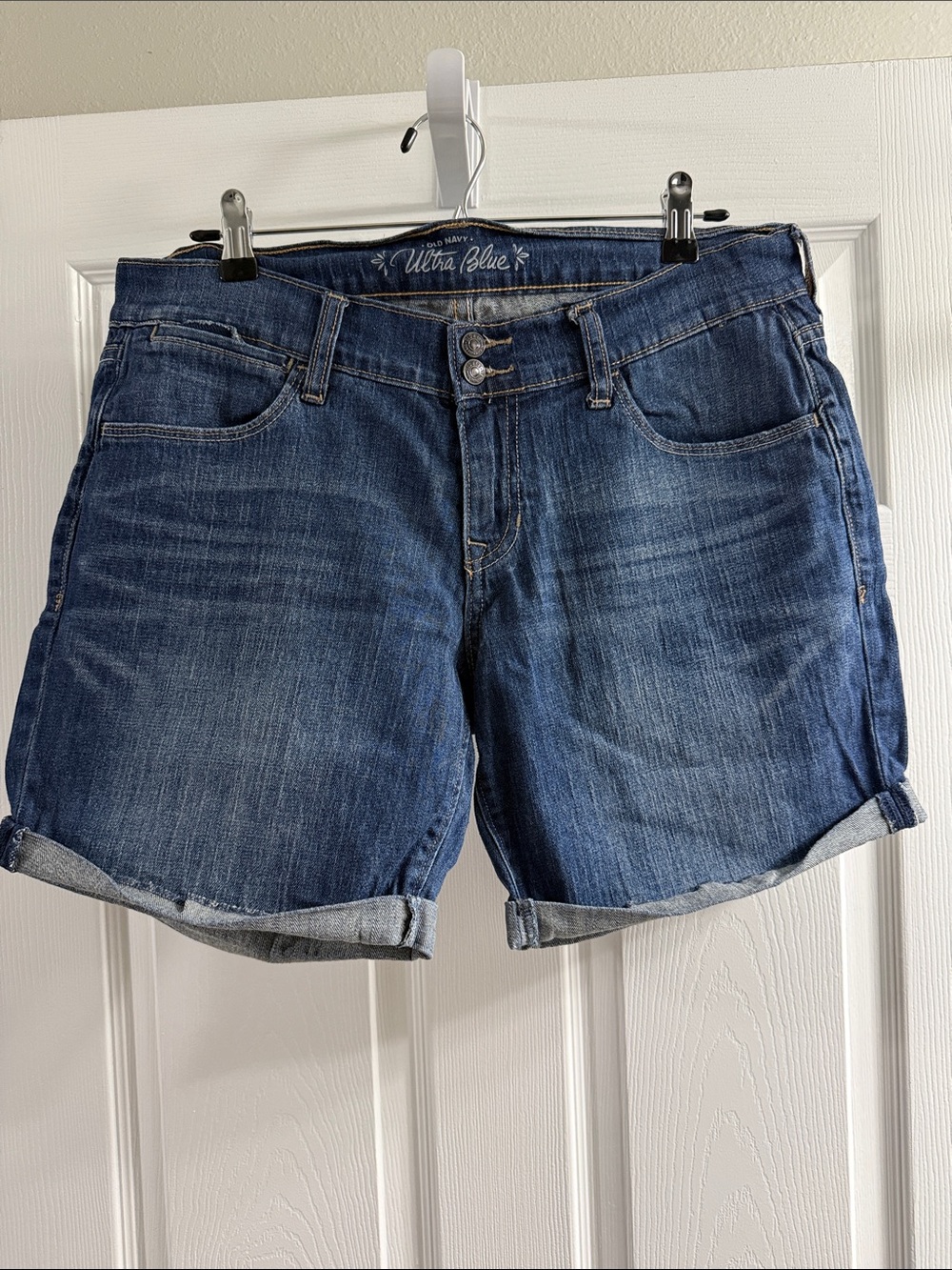Old Navy Blue Women's Denim Rolled-Hem Shorts